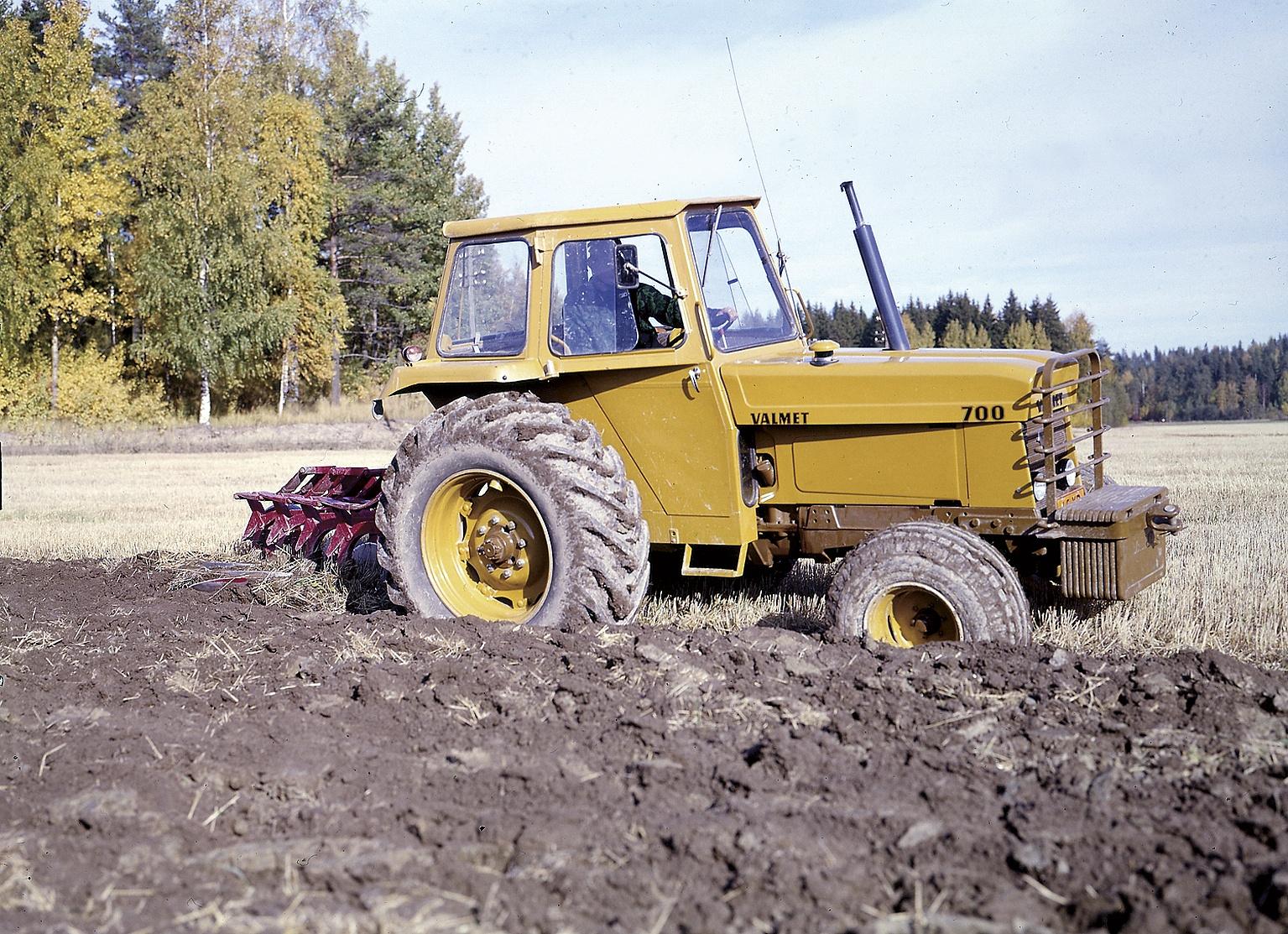 Valmet 700